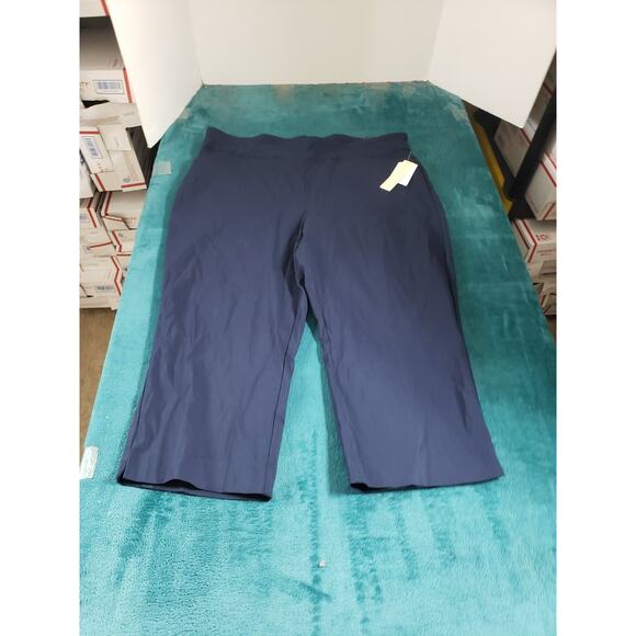Napa Valley Pants Size 18 Womens Blue Stretch Pull On Ladies Cropped Capri NWT - Picture 1 of 13